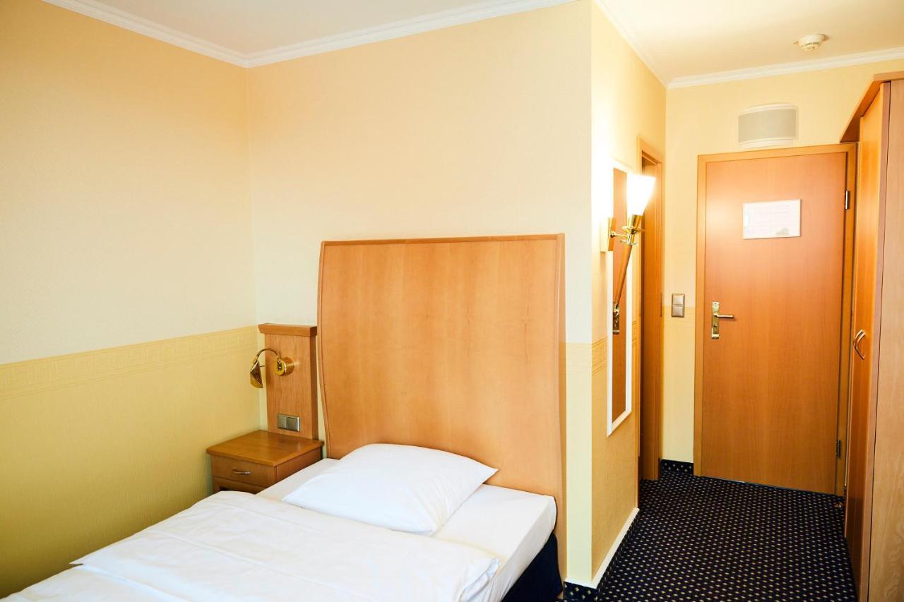 Hotel Cap Polonio Pinneberg Eksteriør bilde